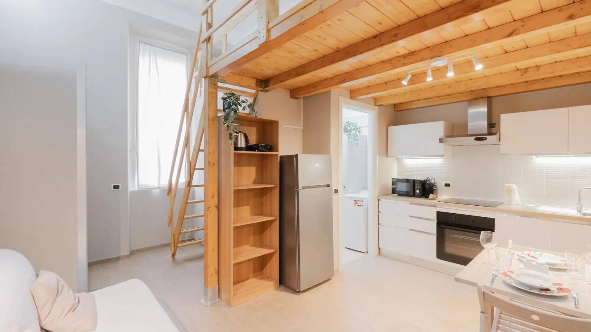 Gohost - Bright, Quiet And Cozy Loft Apartman Rozzano Olaszország